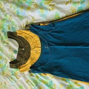 Mossimo Womans Tank Tops, Size Medium